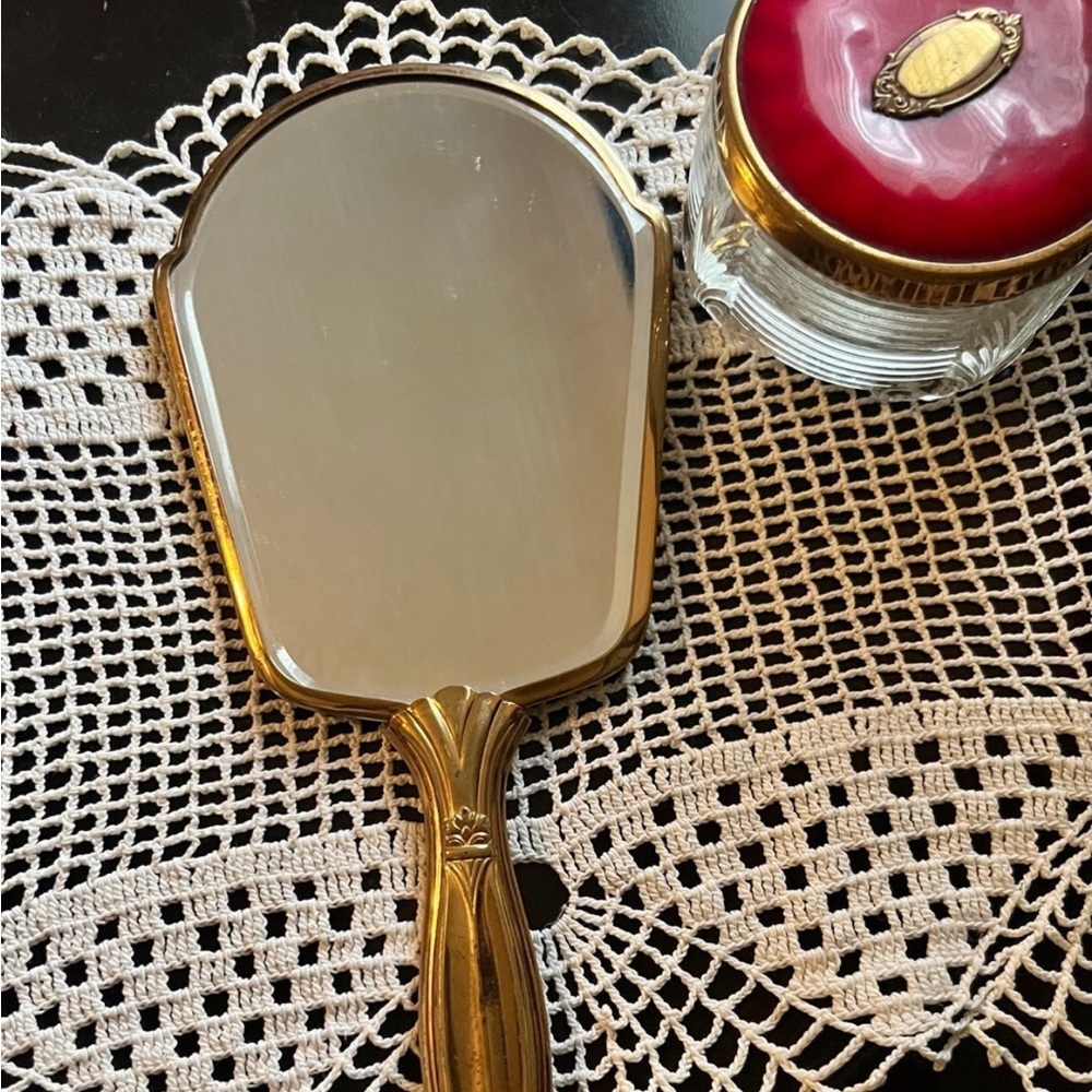 Vintage Red Victorian Vanity Set - Picture 5 of 7